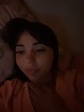 Snapshot of SilkyMira chatting on May 18, 2026, 6:36 pm SilkyMira online show from May 18, 2026, 6:36 pm