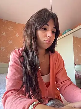 Snapshot of SilkyMira chatting on May 20, 2026, 9:48 am SilkyMira online show from May 20, 2026, 9:48 am