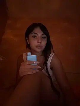 Snapshot of SilkyMira chatting on July 28, 2026, 5:34 pm SilkyMira online show from July 28, 2026, 5:34 pm