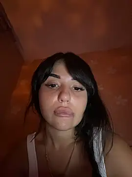 Snapshot of SilkyMira chatting on July 28, 2026, 6:20 pm SilkyMira online show from July 28, 2026, 6:20 pm