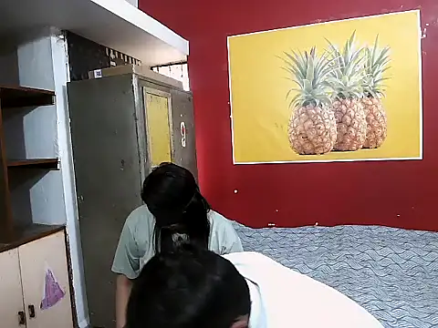 Lovelycouple25 online show from February 2, 2026, 7:18 am