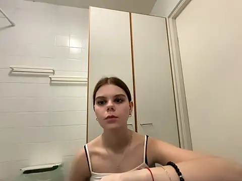 Snapshot of LeyaFlamy chatting on December 13, 2025, 7:53 pm LeyaFlamy online show from December 13, 2025, 7:53 pm