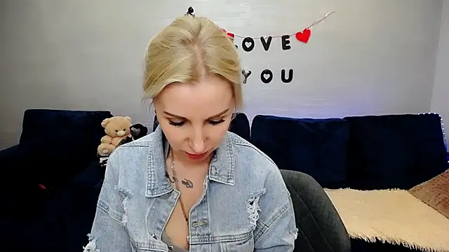 Hanna--Sweet online show from April 11, 2026, 3:38 pm