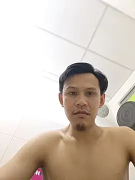 kaykayyy 23 online show from April 30, 2026, 12:11 pm