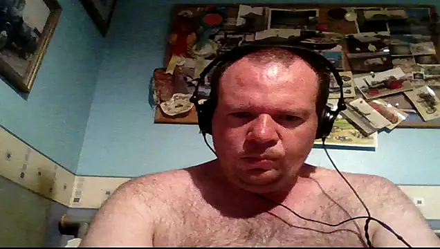 mrhardcock12 online show from April 12, 2026, 9:09 pm