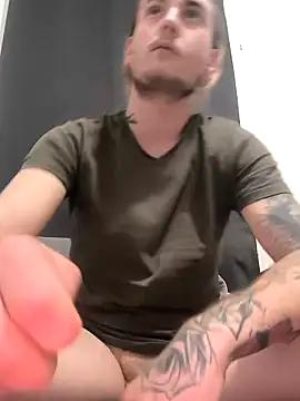 roro25ans online show from December 17, 2025, 3:40 pm