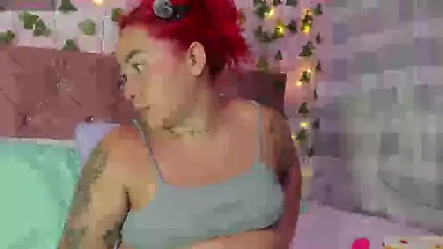 Snapshot of Ayla-marttinez chatting on July 1, 2026, 12:23 am Ayla-marttinez online show from July 1, 2026, 12:23 am