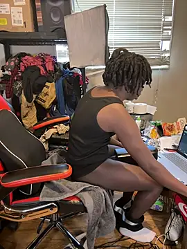 YourLittleBoyfriend online show from March 17, 2026, 4:10 pm