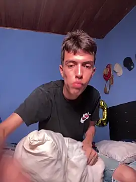 Juan Gomezz26 online show from February 4, 2026, 11:53 pm