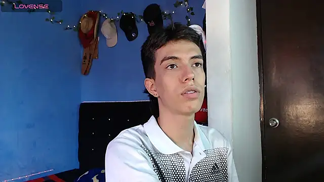 Snapshot of Juan_Gomezz26 chatting on May 26, 2026, 10:06 pm Juan Gomezz26 online show from May 26, 2026, 10:06 pm