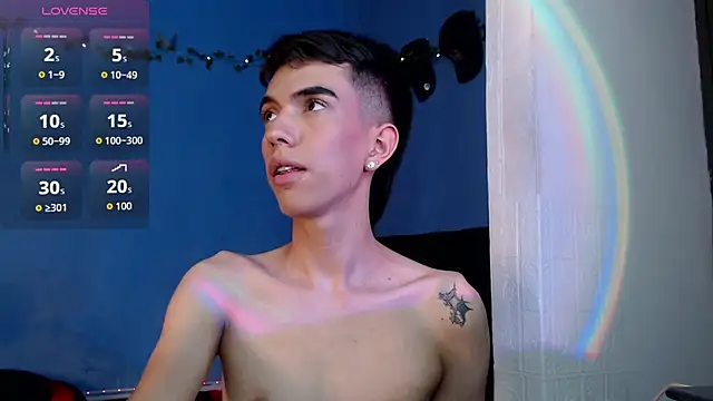 Juan Gomezz26 online show from June 20, 2026, 11:51 pm