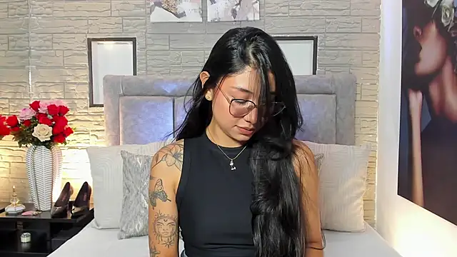 LanaRouse online show from February 20, 2026, 3:34 pm