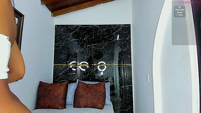 keyla knowles online show from March 16, 2026, 10:14 pm