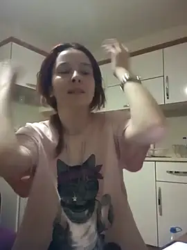 Atwsliiikizilll online show from May 1, 2026, 11:42 pm