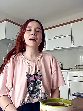 Atwsliiikizilll online show from May 2, 2026, 12:10 pm