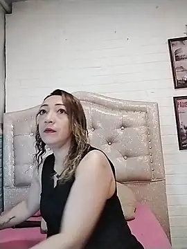 DanaMontana online show from December 19, 2025, 12:12 pm