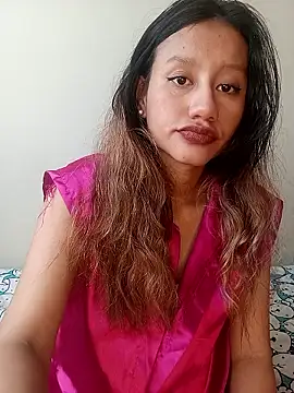 Snapshot of Annalia69 chatting on February 12, 2026, 4:02 pm Annalia69 online show from February 12, 2026, 4:02 pm