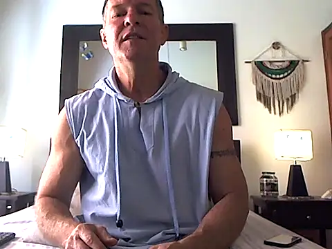 Snapshot of TommyLopez chatting on December 14, 2025, 2:44 pm TommyLopez online show from December 14, 2025, 2:44 pm