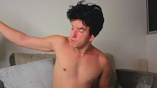 maxxcooper1 online show from January 19, 2026, 4:16 am