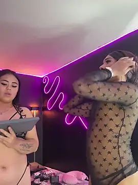 Snapshot of Lustt_queens chatting on December 19, 2025, 7:59 am Lustt queens online show from December 19, 2025, 7:59 am