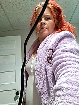 Snapshot of Goddessalizeee chatting on December 20, 2025, 8:27 pm Goddessalizeee online show from December 20, 2025, 8:27 pm