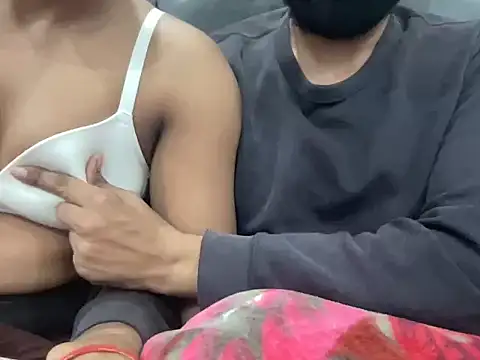 Snapshot of Queen_089 chatting on December 17, 2025, 6:36 pm Queen 089 online show from December 17, 2025, 6:36 pm