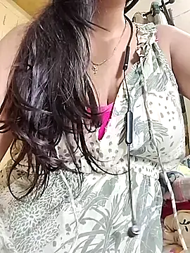 Queen 089 online show from June 12, 2026, 8:57 am