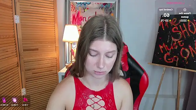 Snapshot of katymeaw chatting on July 6, 2026, 1:46 am katymeaw online show from July 6, 2026, 1:46 am