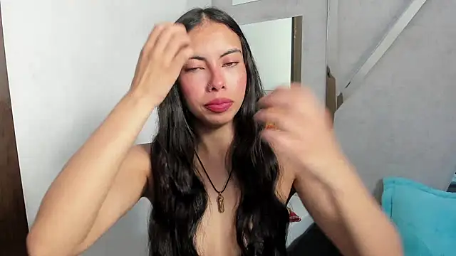 Alana Hotterr online show from March 12, 2026, 5:13 am