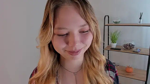 Kim Northav online show from December 21, 2025, 2:24 pm