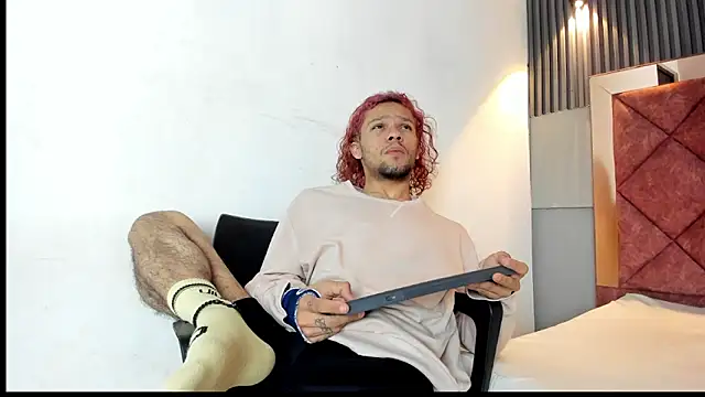 TAYSON SCOTT online show from January 9, 2026, 1:14 pm