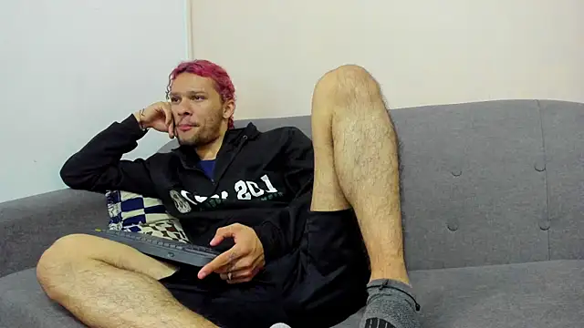 TAYSON SCOTT online show from January 13, 2026, 1:16 pm