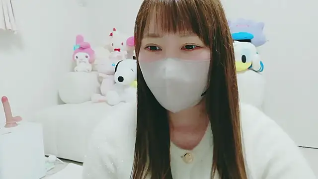 yuyuchan   online show from February 27, 2026, 7:14 pm