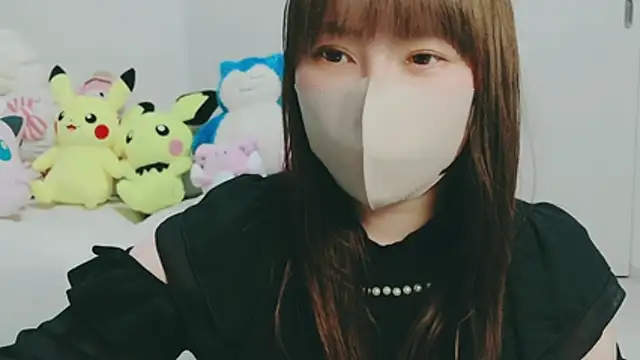 yuyuchan   online show from April 23, 2026, 12:29 pm