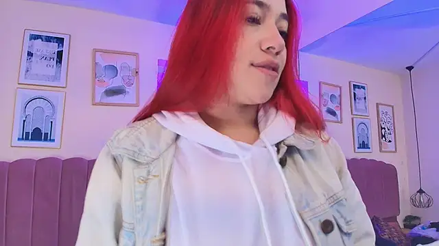 Snapshot of Celestee15_ chatting on June 11, 2026, 11:19 am Celestee15 online show from June 11, 2026, 11:19 am