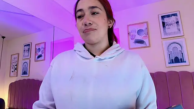 Snapshot of Celestee15_ chatting on July 21, 2026, 11:23 am Celestee15 online show from July 21, 2026, 11:23 am