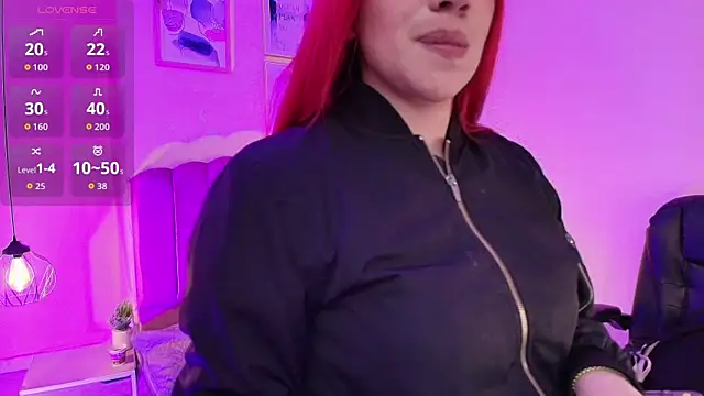Snapshot of Celestee15_ chatting on July 27, 2026, 11:17 am Celestee15 online show from July 27, 2026, 11:17 am