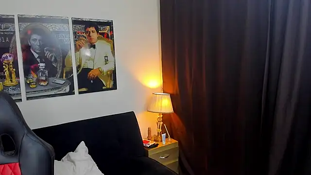 Snapshot of Dustyn_Michelle1 chatting on January 8, 2026, 5:21 am Dustyn Michelle1 online show from January 8, 2026, 5:21 am