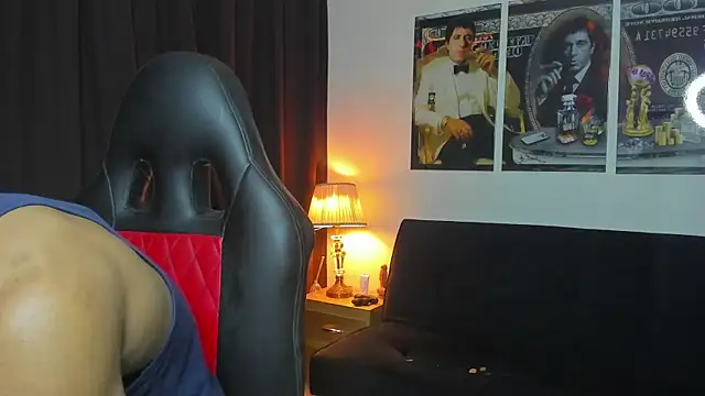 Snapshot of Dustyn_Michelle1 chatting on January 16, 2026, 12:14 am Dustyn Michelle1 online show from January 16, 2026, 12:14 am