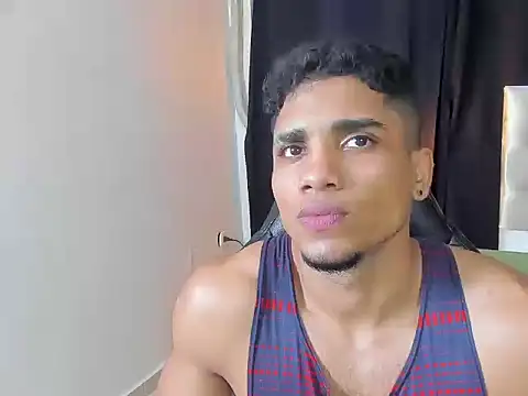 Snapshot of Dustyn_Michelle1 chatting on April 6, 2026, 8:10 pm Dustyn Michelle1 online show from April 6, 2026, 8:10 pm