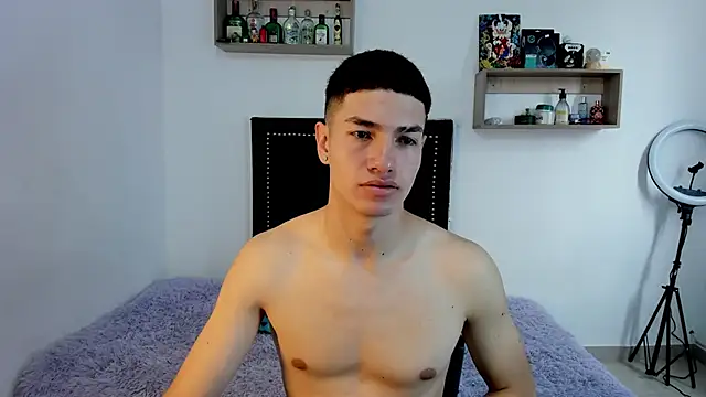 Snapshot of Nico_Nocturne chatting on December 17, 2025, 8:48 pm Nico Nocturne online show from December 17, 2025, 8:48 pm