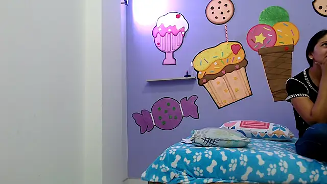 Snapshot of NOVAHOT98 chatting on December 14, 2025, 7:51 pm NOVAHOT98 online show from December 14, 2025, 7:51 pm