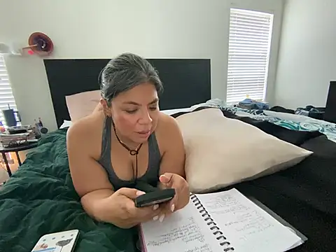 BettyWhispers online show from April 9, 2026, 6:46 pm