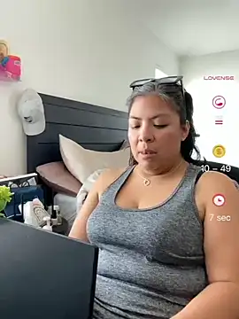 Snapshot of BettyWhispers chatting on July 2, 2026, 5:41 pm BettyWhispers online show from July 2, 2026, 5:41 pm