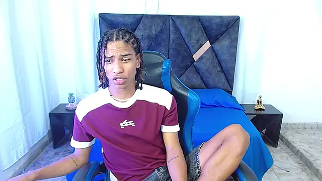Snapshot of angelll18_ chatting on June 20, 2026, 9:17 pm angelll18 online show from June 20, 2026, 9:17 pm