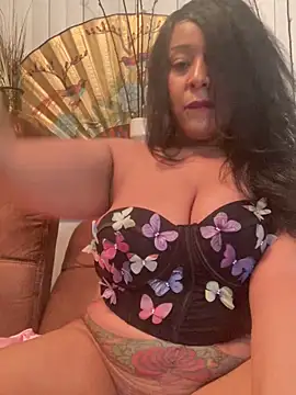 Snapshot of BettyCock chatting on June 10, 2026, 3:18 am BettyCock online show from June 10, 2026, 3:18 am