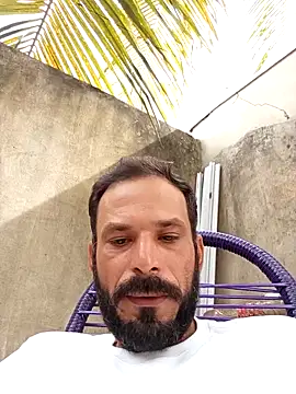 Snapshot of Dionaatanm chatting on December 15, 2025, 6:34 pm Dionaatanm online show from December 15, 2025, 6:34 pm