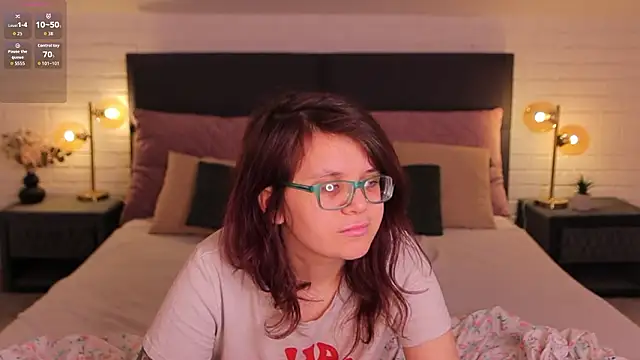 Ariell Mini online show from March 17, 2026, 6:50 am