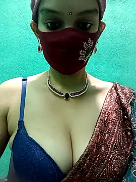 Snapshot of Radhi_Radhu chatting on January 17, 2026, 4:28 am Radhi Radhu online show from January 17, 2026, 4:28 am