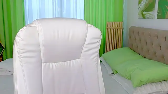 Snapshot of Miss_Alisa_ chatting on February 18, 2026, 9:16 am Miss Alisa online show from February 18, 2026, 9:16 am